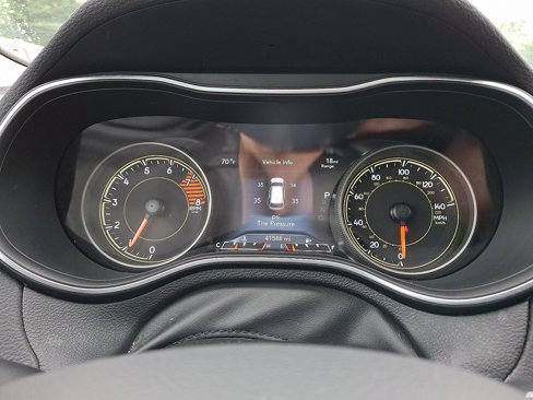 Used 2022 Jeep Cherokee Limited w/ Mopar Interior Package image 26