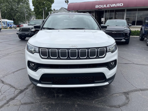 Used 2022 Jeep Compass Limited image 9