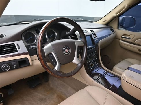Used 2009 Cadillac Escalade Hybrid image 31