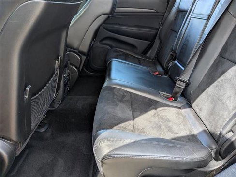 Used 2015 Jeep Grand Cherokee Altitude image 19