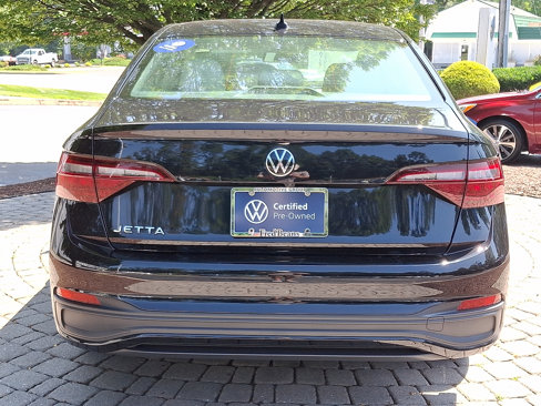 Certified 2022 Volkswagen Jetta S image 5