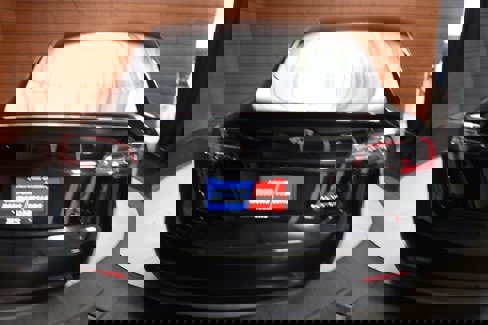 Used 2021 Tesla Model 3 Long Range image 2