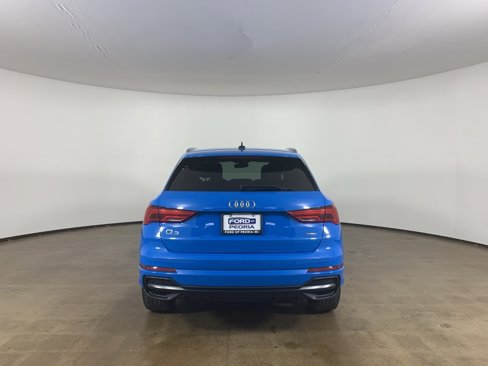 Used 2020 Audi Q3 2.0T Prestige w/ Prestige Package image 27