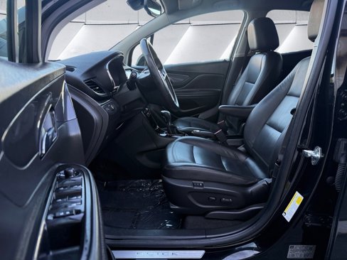 Used 2020 Buick Encore Essence image 9