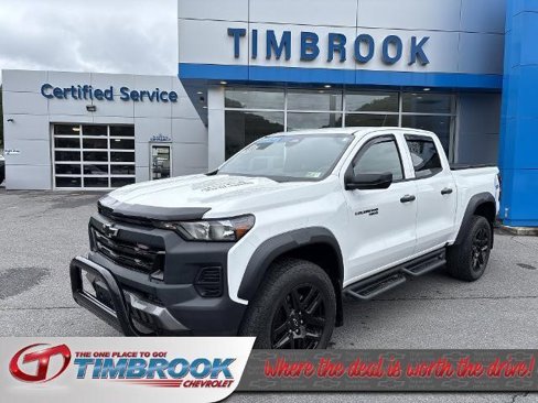 Certified 2023 Chevrolet Colorado Trail Boss w/ Advanced Trailering Package image 1