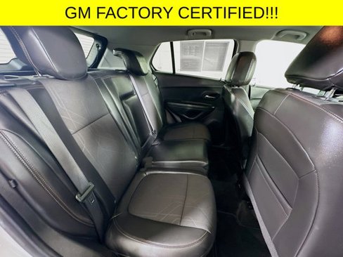 Certified 2022 Chevrolet Trax LT w/ LT Convenience Package image 24