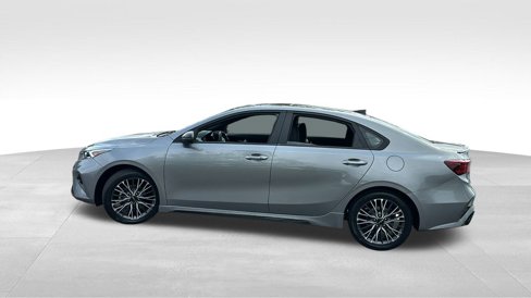 Used 2022 Kia Forte GT-Line w/ GT-Line Premium Package image 4