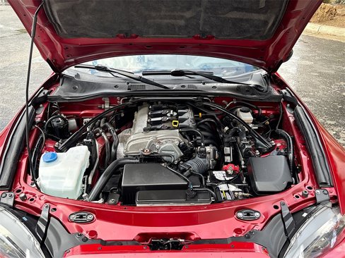 Used 2016 MAZDA MX-5 Miata Club image 24