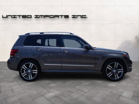 Used 2015 Mercedes-Benz GLK 350 4MATIC image 6