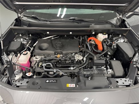 Used 2022 Toyota RAV4 XLE image 36