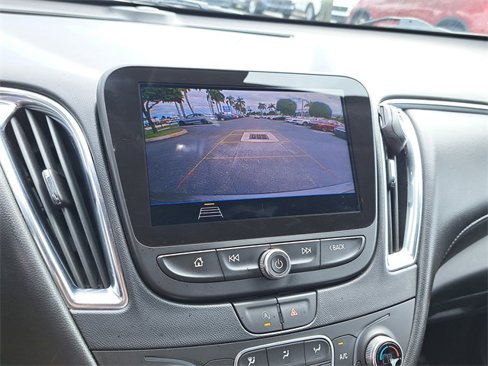 Used 2020 Chevrolet Malibu LT w/ Leather Package image 28