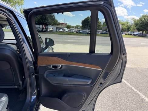 Used 2020 Volvo XC90 T6 Inscription w/ Protection Package Premier image 25