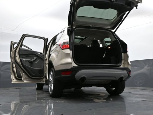 Used 2017 Ford Escape Titanium image 35