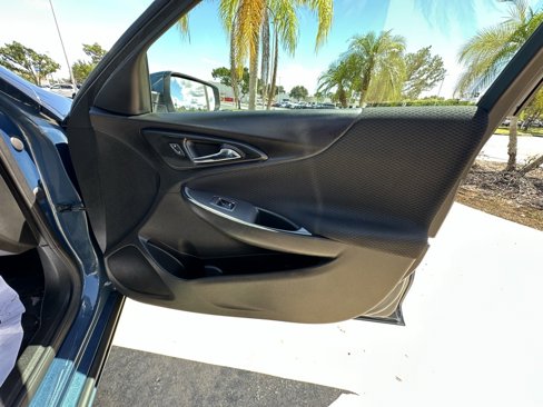 Used 2024 Chevrolet Malibu LT image 30