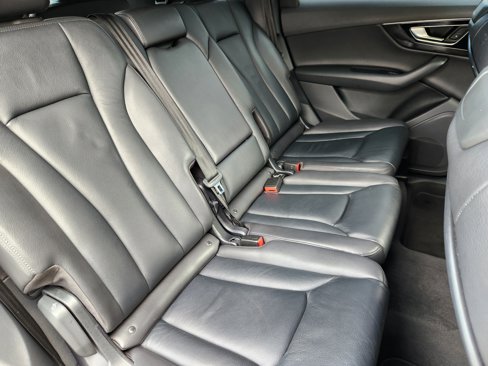 Used 2019 Audi Q7 3.0T Premium w/ Convenience Package image 18