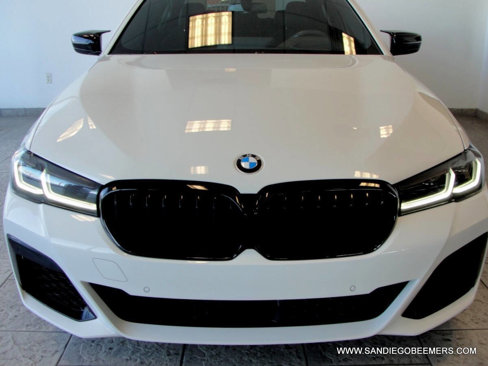 Used 2022 BMW 540i w/ M Sport Package image 22