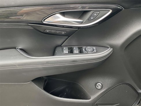 Used 2023 Buick Envision Essence w/ Sport Touring Package image 16