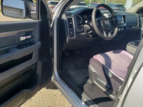Used 2013 RAM 1500 Classic SLT image 13