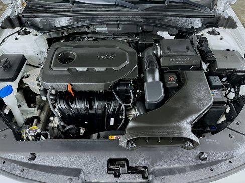 Certified 2020 Kia Optima SE image 28