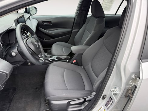 Used 2022 Toyota Corolla LE image 10