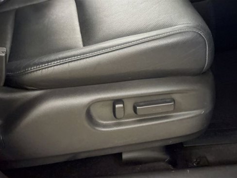 Used 2016 Honda Pilot Elite image 61