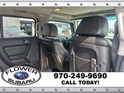Used 2006 HUMMER H3 Luxury image 14