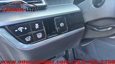 Used 2025 Kia Sportage SX Prestige image 17