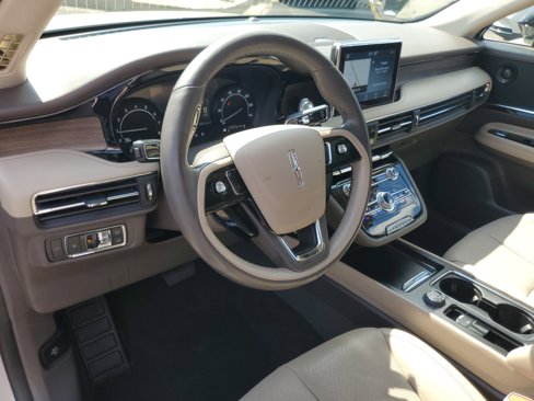 Used 2020 Lincoln Corsair Reserve w/ Equipment Group 201A image 13