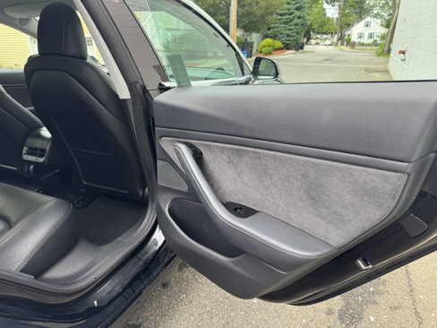 Used 2018 Tesla Model 3 Mid Range image 24