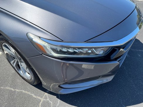 Used 2020 Honda Accord EX image 28
