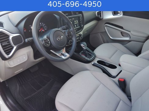 Used 2020 Kia Soul LX image 8