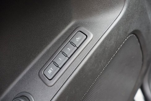 Used 2019 Chevrolet Equinox Premier image 10