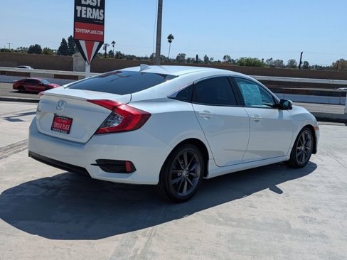 Used 2019 Honda Civic EX image 8