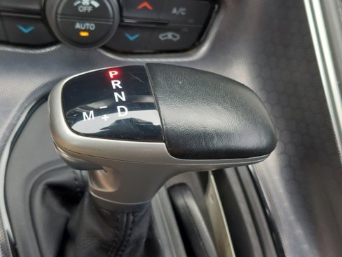 Used 2015 Dodge Challenger R/T Scat Pack w/ Scat Pack Appearance Package image 32