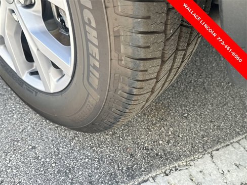 Used 2022 Jeep Grand Cherokee L Limited image 11