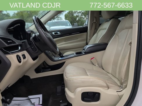 Used 2016 Lincoln MKT AWD w/ Equipment Group 201A image 36