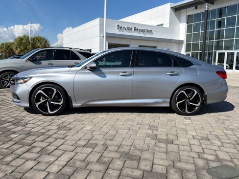 Used 2019 Honda Accord Sport image 11