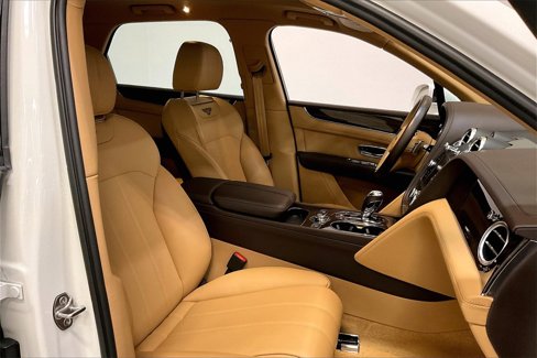Used 2019 Bentley Bentayga image 14
