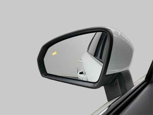 New 2025 Volkswagen Taos SE image 19