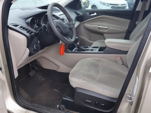 Used 2017 Ford Escape SE image 4