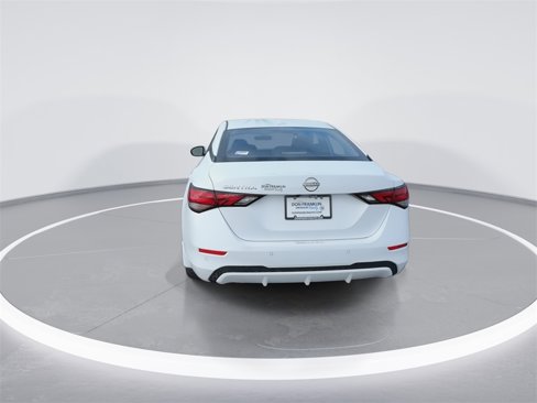 New 2025 Nissan Sentra SV image 7