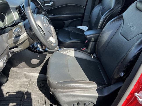 Used 2020 Jeep Compass Limited image 16