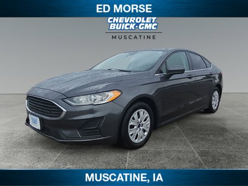 Used 2020 Ford Fusion S image 1