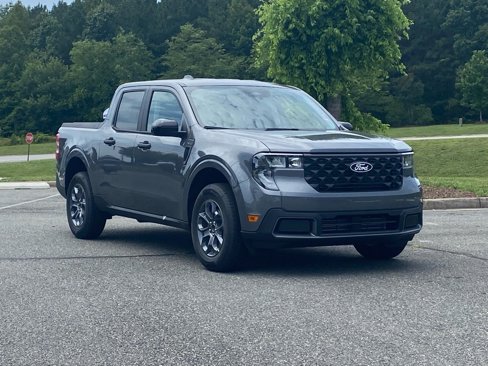New 2025 Ford Maverick XLT w/ XLT Luxury Package image 2