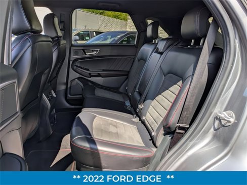 Certified 2022 Ford Edge ST-Line image 25