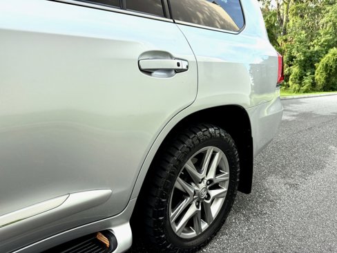 Used 2008 Lexus LX 570 4WD image 17