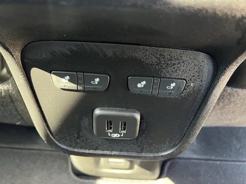 Used 2022 Chevrolet Equinox Premier image 14