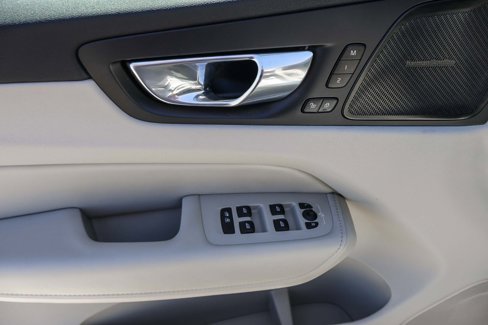 Used 2023 Volvo XC60 B5 Plus w/ Climate Package image 21
