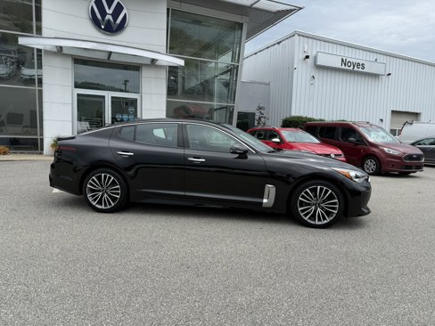 Used 2019 Kia Stinger image 2