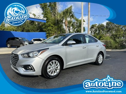 Used 2022 Hyundai Accent SEL image 1